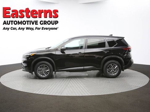 Used 2022 Nissan Rogue S image 56