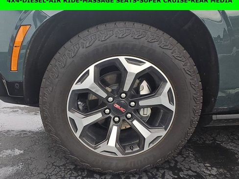 Used 2025 GMC Yukon XL AT4 Ultimate image 5