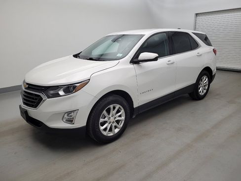 Used 2020 Chevrolet Equinox LT AWD/4WD image 2