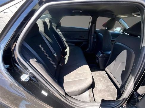 Used 2025 Hyundai Elantra Sport FWD image 24