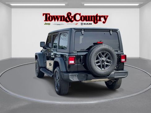 Certified 2024 Jeep Wrangler Sport S image 6