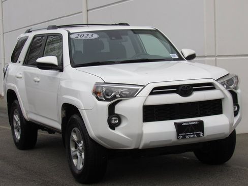 Certified 2023 Toyota 4Runner SR5 image 2