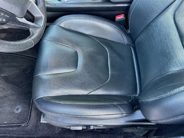 Used 2019 Ford Fusion Titanium FWD image 19