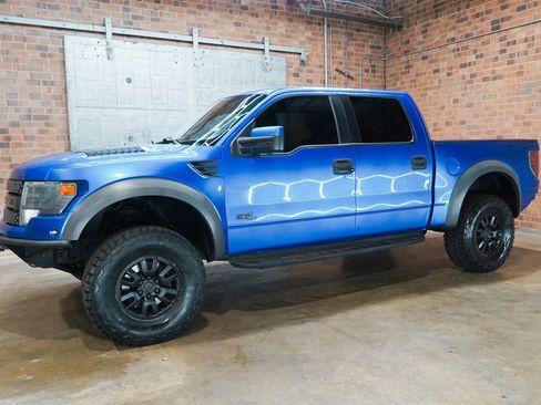 Used 2014 Ford F150 Raptor w/ Equipment Group 801A Luxury AWD/4WD image 8