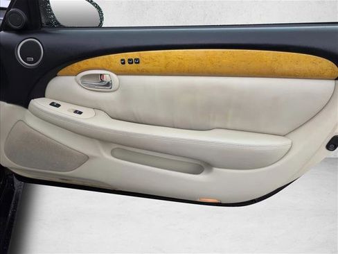 Used 2003 Lexus SC 430 Convertible image 25