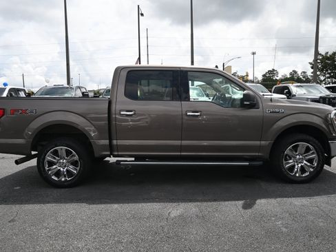 Used 2019 Ford F150 XLT w/ Equipment Group 302A Luxury AWD/4WD image 11