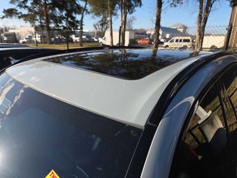 Used 2024 BMW X5 M60i image 10