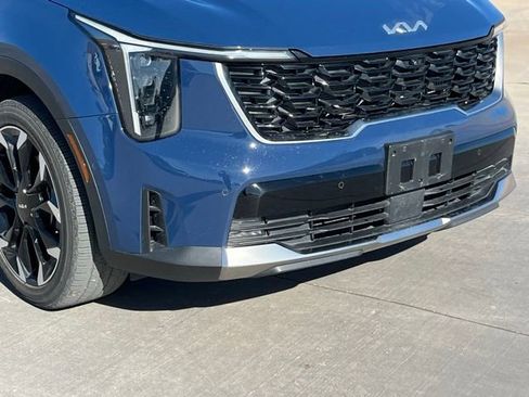 Used 2024 Kia Sorento SX image 9