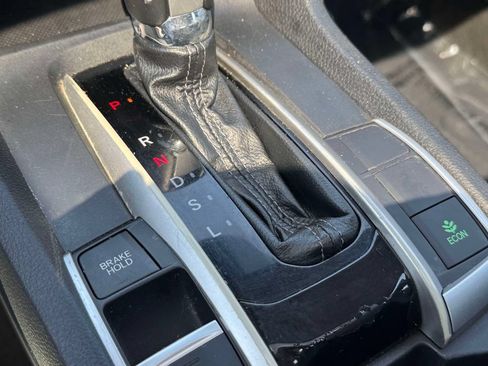 Used 2019 Honda Civic EX image 33