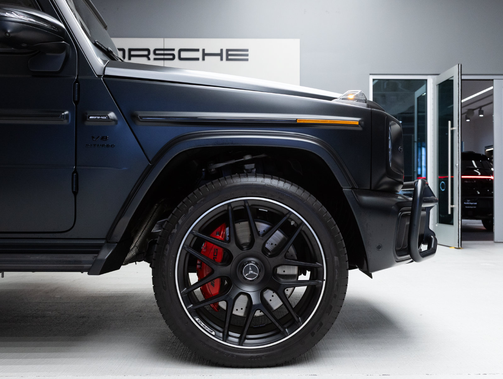 Used 2025 Mercedes-Benz G 63 AMG 4MATIC image 11