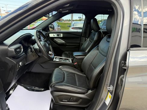 Used 2021 Ford Explorer ST w/ Equipment Group 401A AWD/4WD image 18