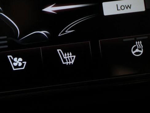 Used 2021 Genesis GV80 2.5T w/ Prestige Package 04 image 29