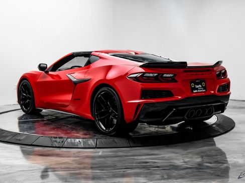 Used 2025 Chevrolet Corvette Z06 w/ Battery Protection Package image 9