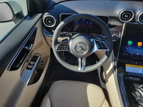 Certified 2026 Mercedes-Benz GLC 300 image 10