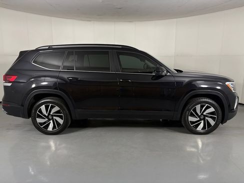Used 2024 Volkswagen Atlas SE FWD image 9