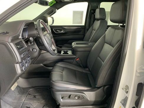 Used 2022 Chevrolet Tahoe RST w/ Sport Performance Package AWD/4WD image 19