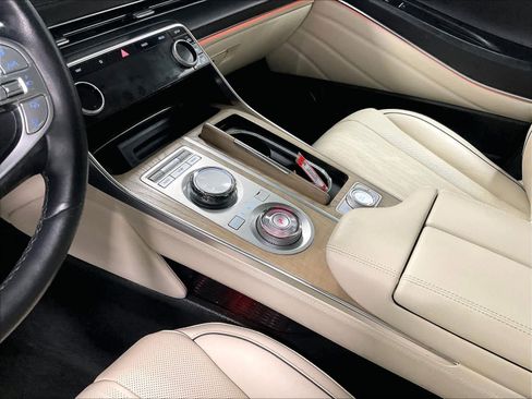 Used 2024 Genesis GV80 2.5T w/ Advanced Package image 20