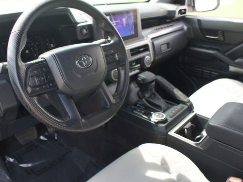 Used 2024 Toyota Tacoma SR5 AWD/4WD image 13