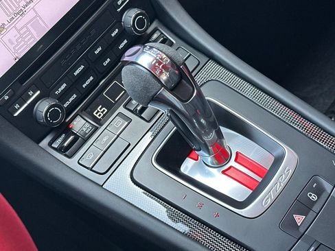 Certified 2018 Porsche 911 GT2 RS RWD image 26