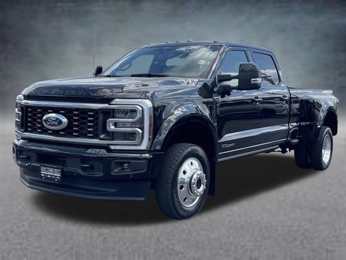 Used 2025 Ford F450 Platinum AWD/4WD image 24