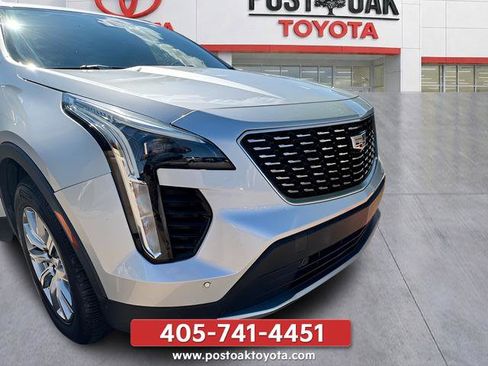 Used 2020 Cadillac XT4 Premium Luxury FWD image 12