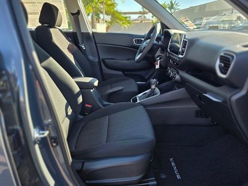New 2026 Hyundai Venue SE image 10