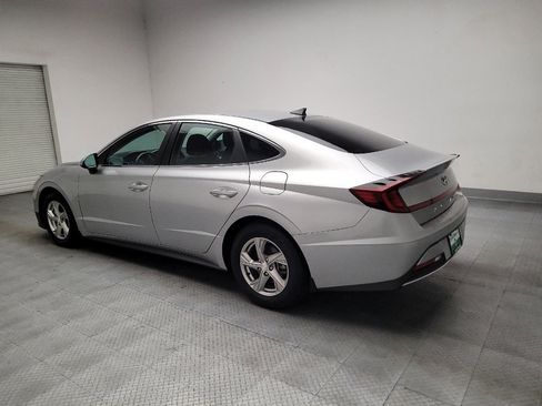 Used 2021 Hyundai Sonata SE FWD image 3