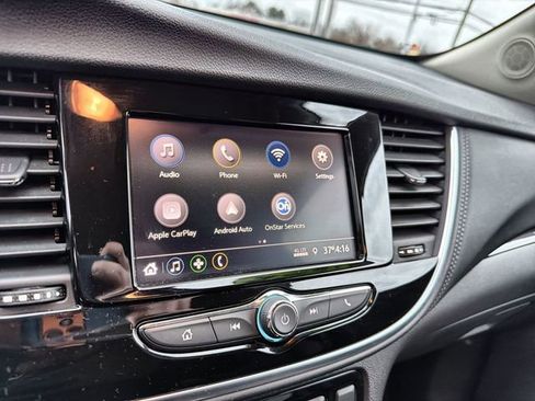 Certified 2022 Buick Encore Preferred w/ Safety Package image 13