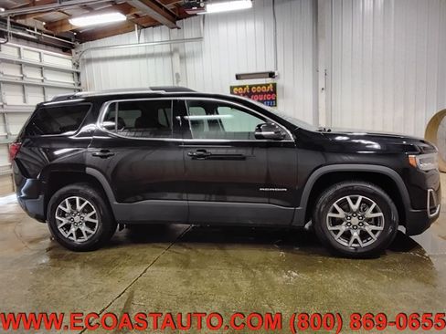 Used 2023 GMC Acadia SLT w/ Preferred Package AWD/4WD image 2