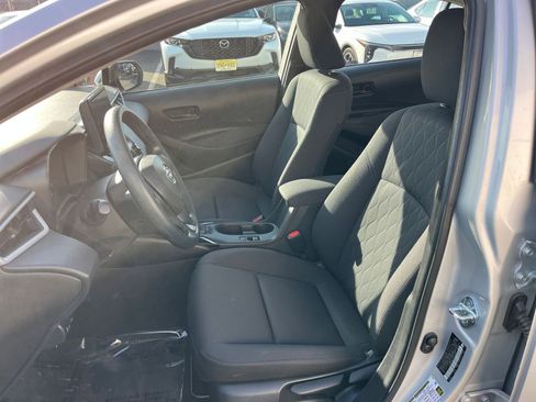 Used 2025 Toyota Corolla LE image 35
