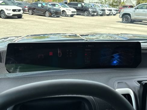 Certified 2025 Ford Expedition Max Active image 17