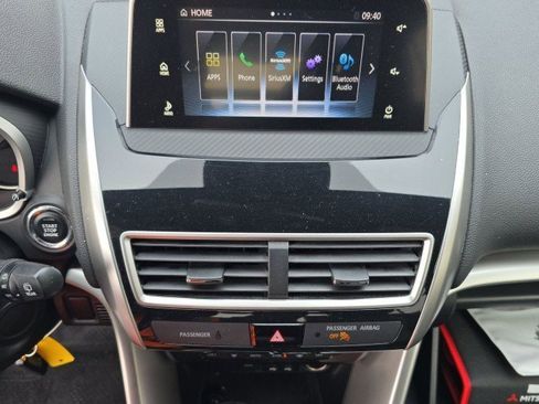 Used 2020 Mitsubishi Eclipse Cross SEL image 8