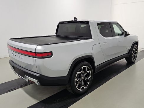 Used 2023 Rivian R1T Adventure AWD/4WD image 5