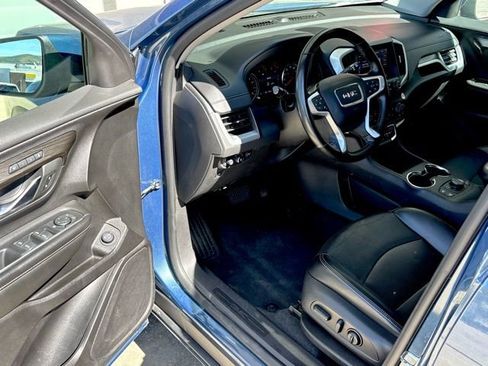 Certified 2024 GMC Terrain SLT image 12