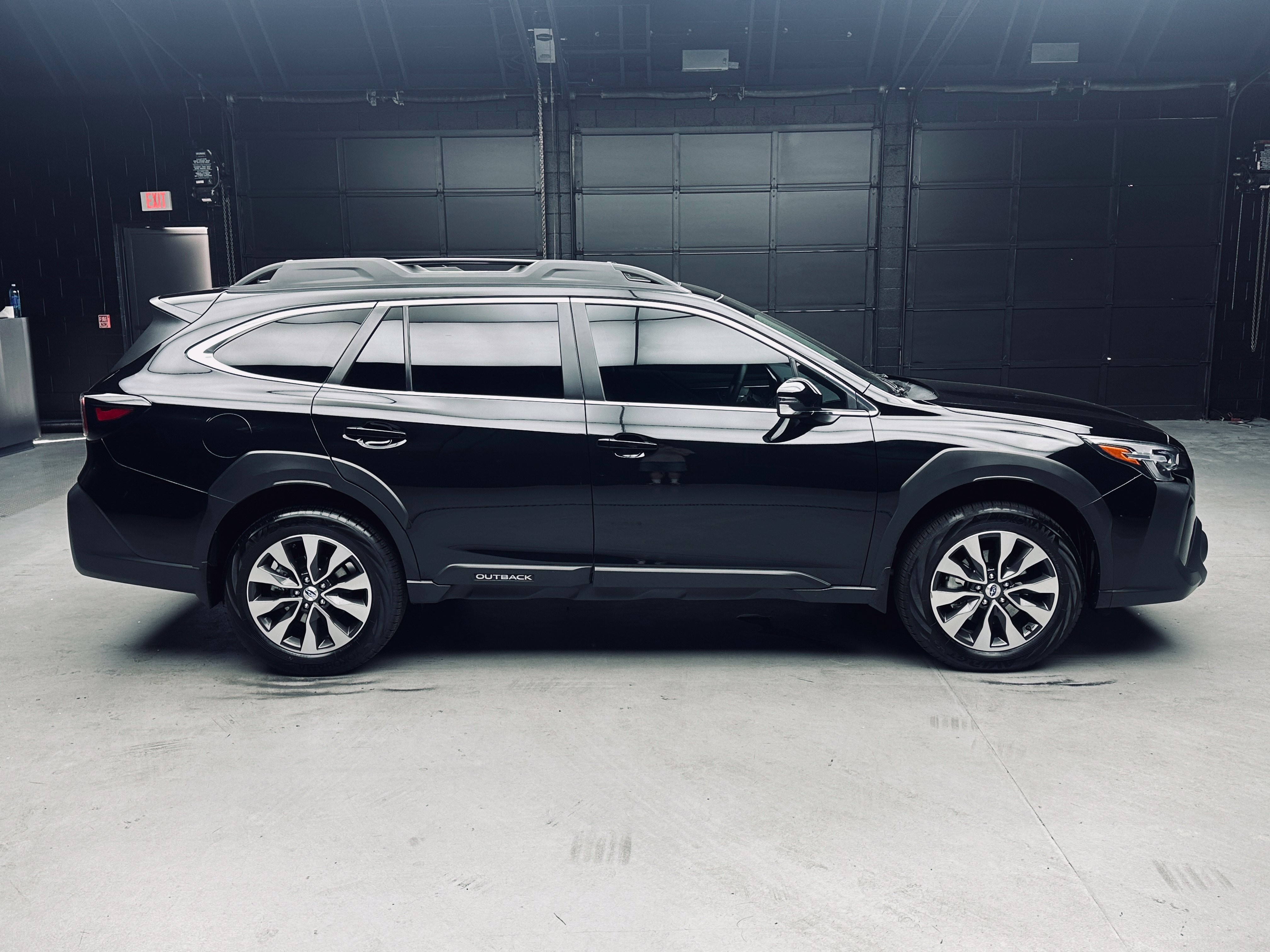 Used 2025 Subaru Outback Limited XT w/ Popular Package #2 AWD/4WD image 8