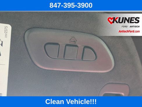 Used 2015 Chevrolet Corvette Stingray Convertible w/ 3LT Preferred Equipment Group image 79