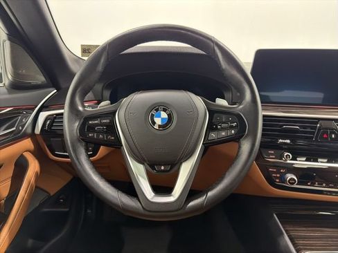 Certified 2023 BMW 530i xDrive w/ Premium Package AWD/4WD image 30