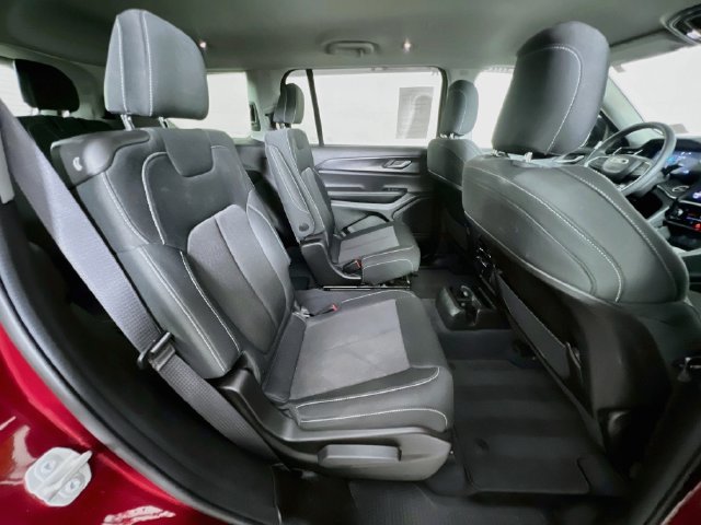 Used 2023 Jeep Grand Cherokee L Laredo w/ Luxury Tech Group I AWD/4WD image 41