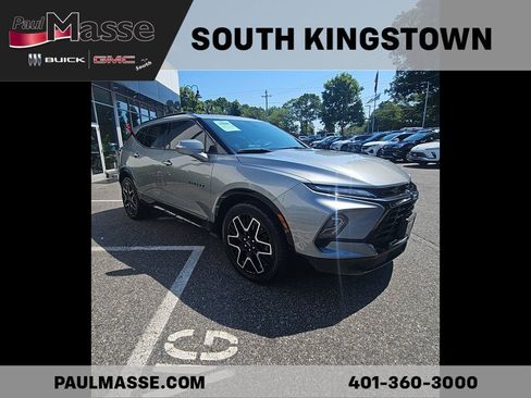 Used 2025 Chevrolet Blazer RS w/ Driver Confidence II Package AWD/4WD image 3