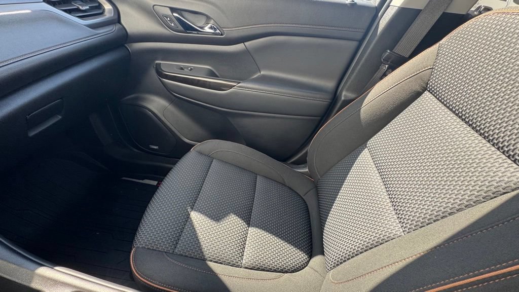 Used 2023 GMC Acadia AT4 w/ Trailering Package AWD/4WD image 22