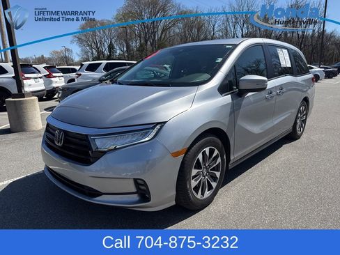 Used 2024 Honda Odyssey EX-L image 3