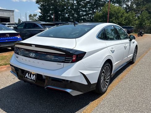 New 2025 Hyundai Sonata Limited image 5