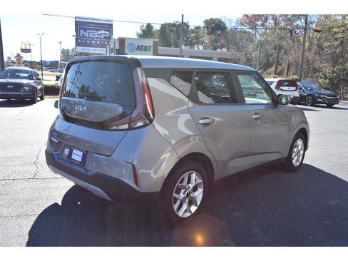Used 2024 Kia Soul LX w/ Option Group 015 image 5
