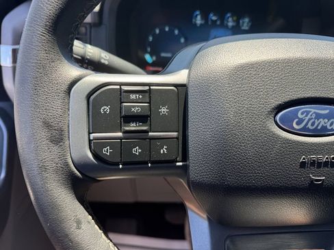 Used 2024 Ford F150 XLT AWD/4WD image 31