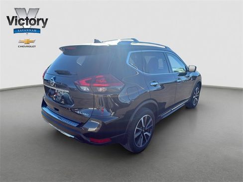 Used 2018 Nissan Rogue SL w/ Premium Package image 8