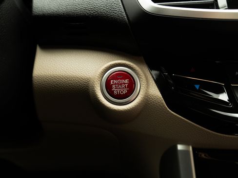 Used 2016 Honda Accord EX-L image 26