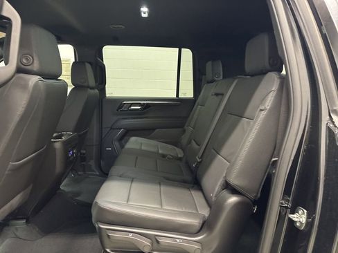 New 2026 Chevrolet Suburban LT w/ Comfort Package image 31