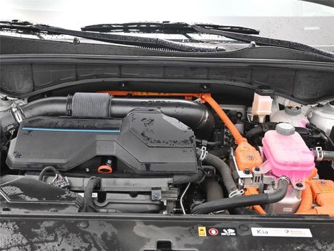 Used 2023 Kia Sorento EX image 11