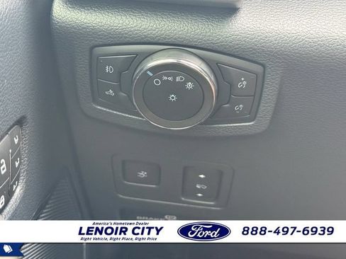 Used 2022 Ford F450 Platinum w/ FX4 Off-Road Package AWD/4WD image 19