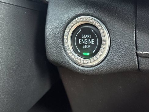 Used 2021 Buick Envision Preferred AWD/4WD image 33